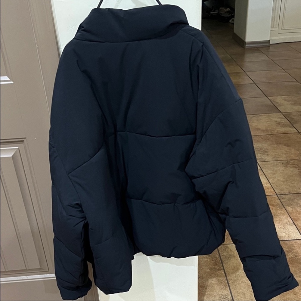 ALO Yoga Black Women's Puffer Jacket oversized - Picture 15 of 16